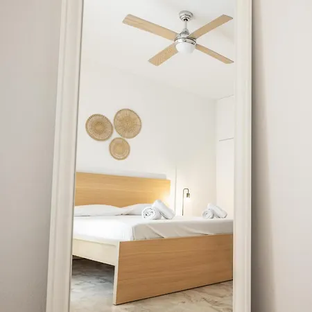 Apartment Minimalist Near The Airport And The Center